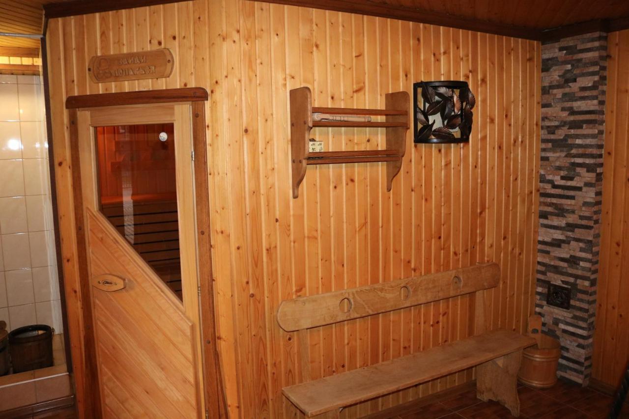 Готель ***Феєрія Tyachiv Exterior foto